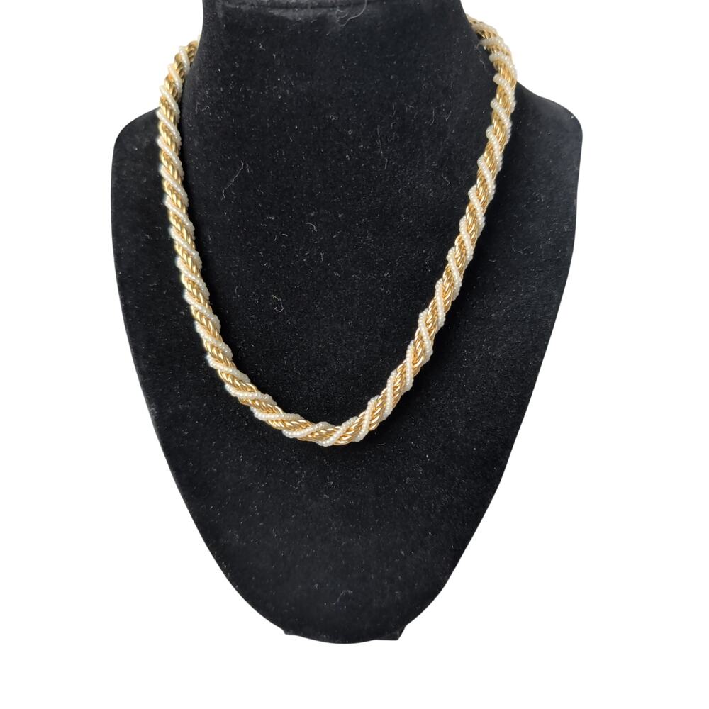 Gorgeous Vintage Trifari Twisted Gold Tone Faux Pearl Necklace Classic